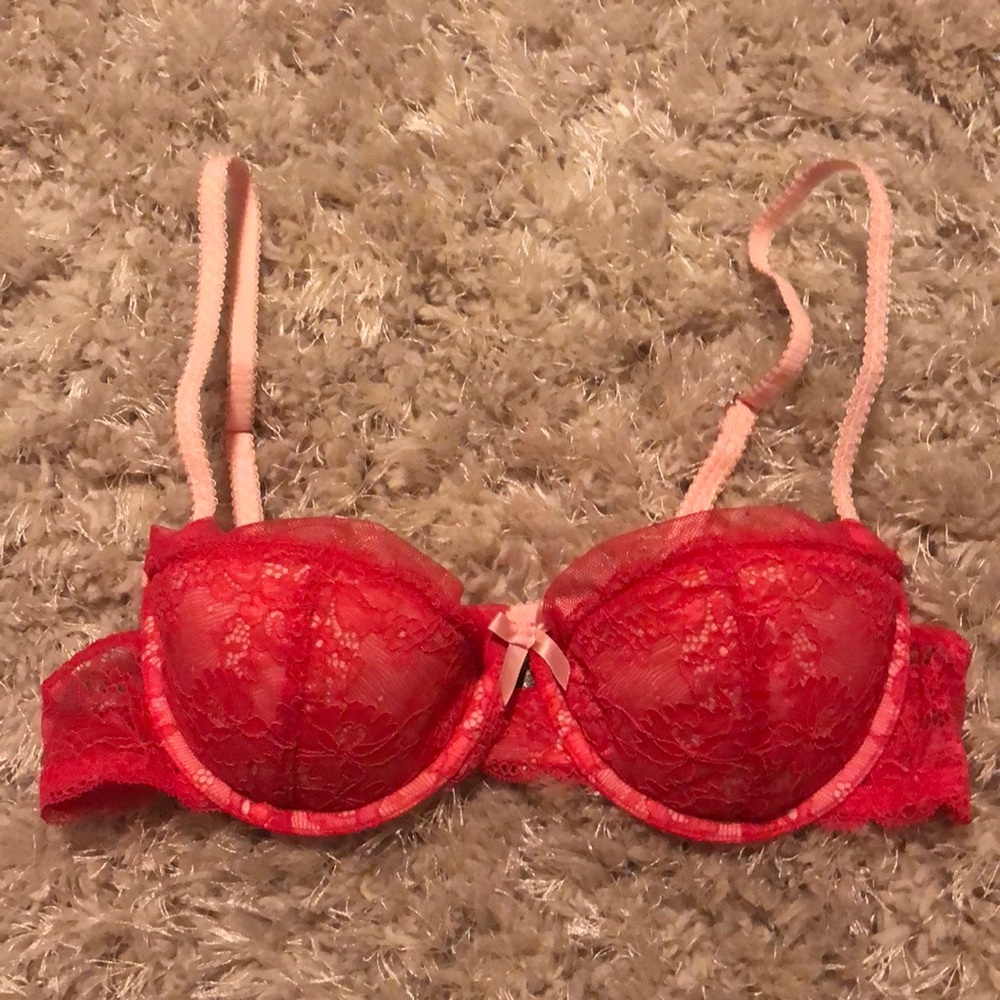 Lacey Pink Adore Me lightly lined bra size 34B.